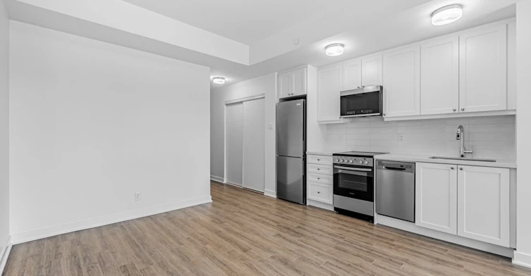 401-55 Clarington Boulevard, Clarington, ON, L1C 7J4 - 11