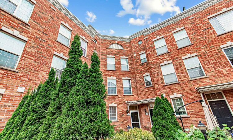 34 Fairhead Mews
