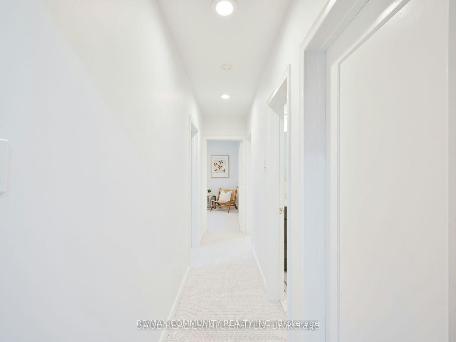 15 Saunders Road, Toronto, ON, M1J 3J1 - 15