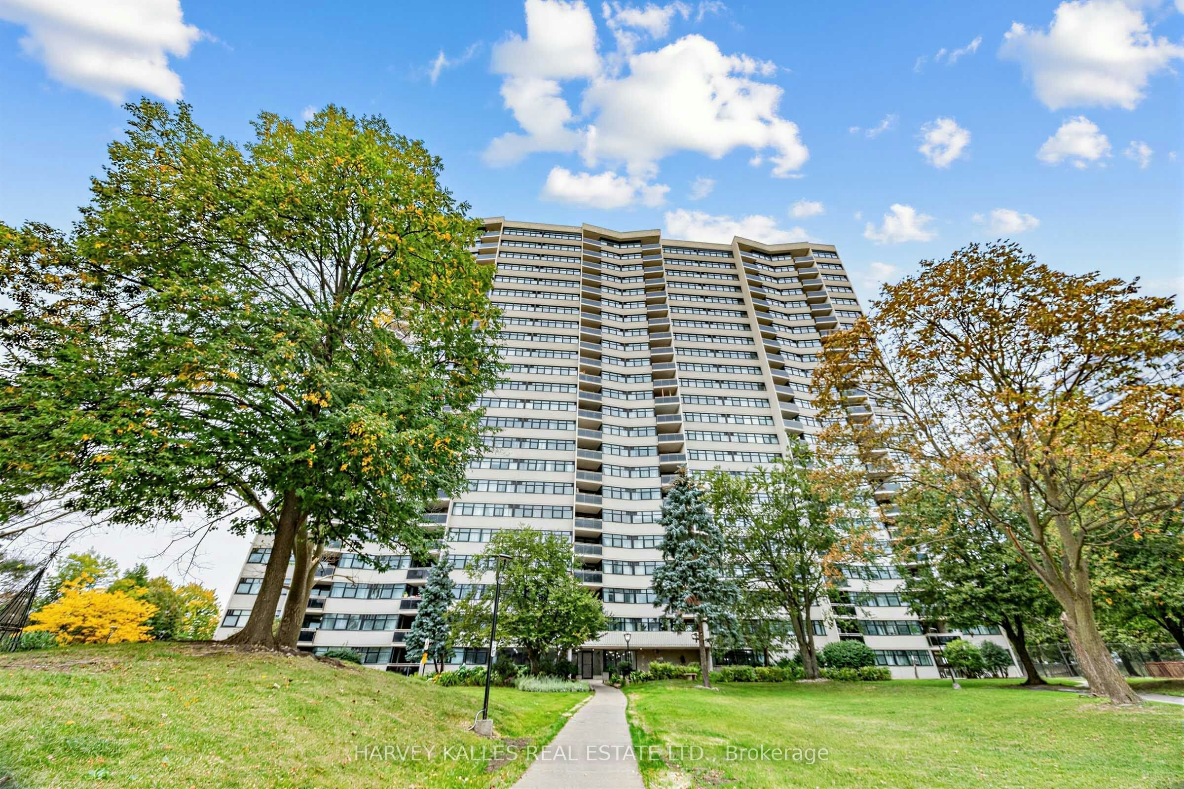1801-100 Echo Point, Toronto, ON, M1W 2V2