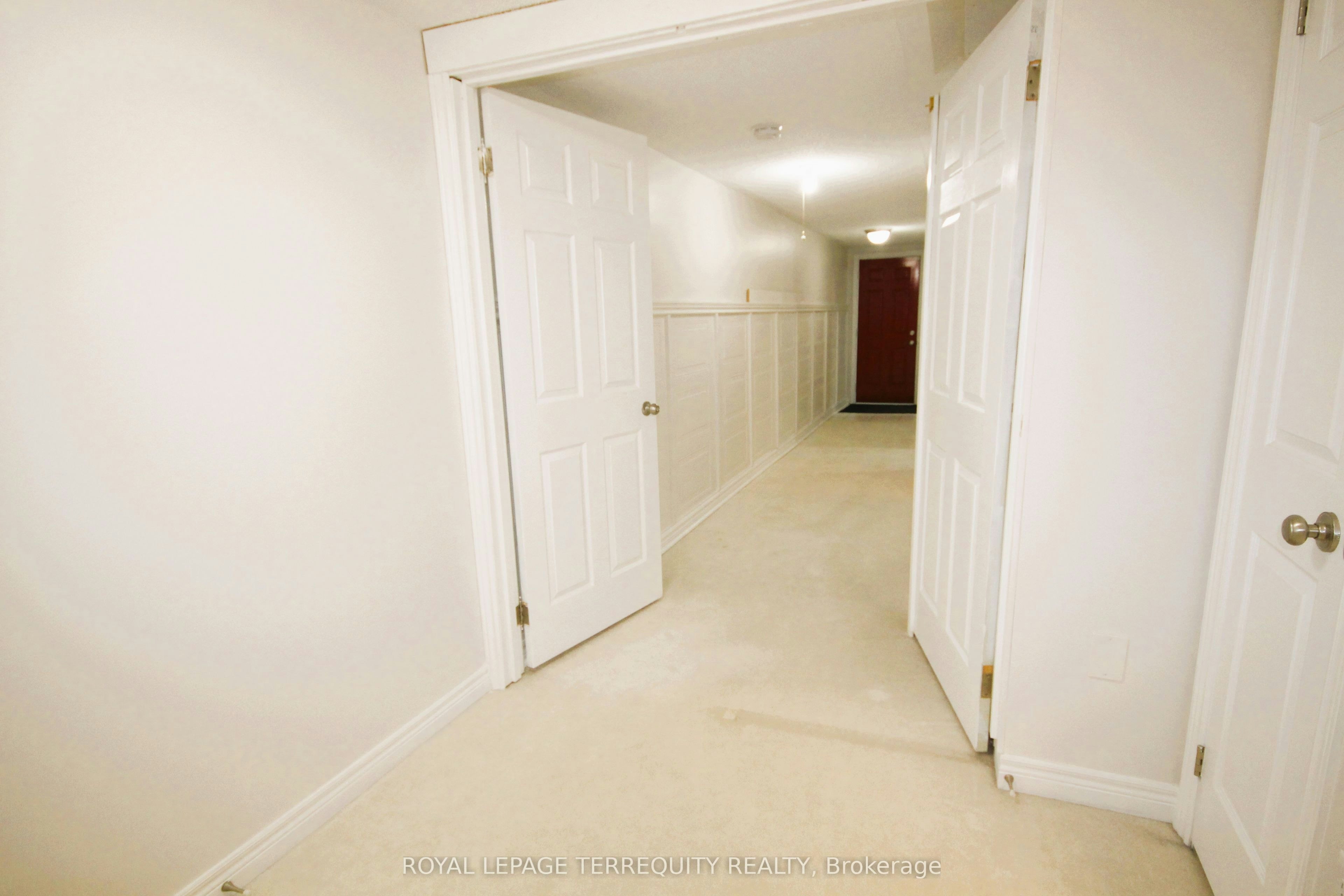 Main-19 De Jong Street, Toronto, ON, M1P 0C1 - 5