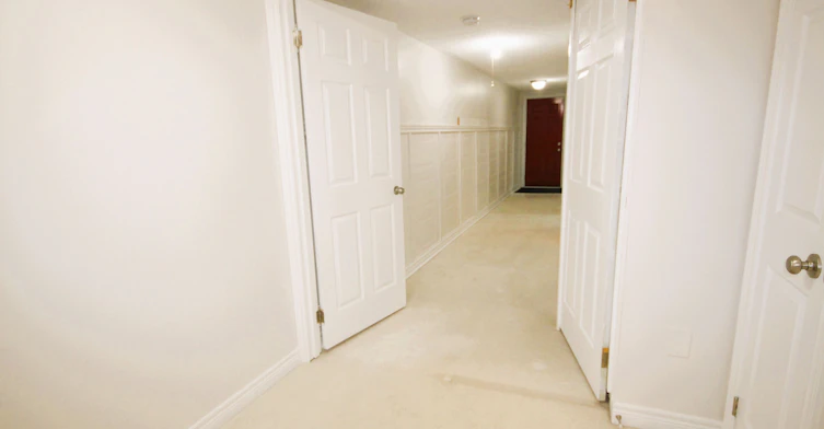 Main-19 De Jong Street, Toronto, ON, M1P 0C1 - 5