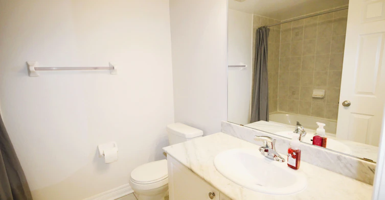 Main-19 De Jong Street, Toronto, ON, M1P 0C1 - 9