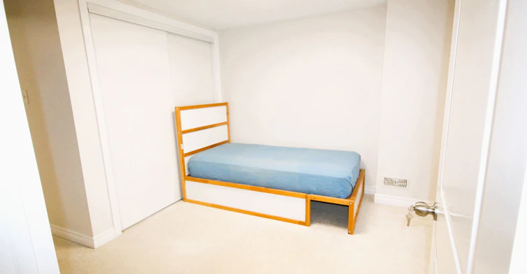 Main-19 De Jong Street, Toronto, ON, M1P 0C1 - 4