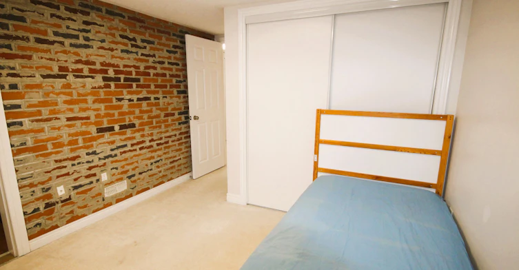 Main-19 De Jong Street, Toronto, ON, M1P 0C1 - 3
