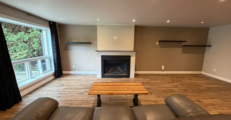 585 Brentwood Avenue S, Oshawa, ON, L1G 2S9 - 10