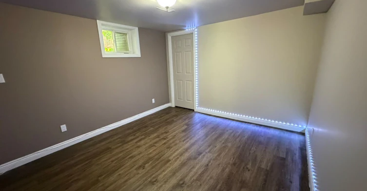 585 Brentwood Avenue S, Oshawa, ON, L1G 2S9 - 3