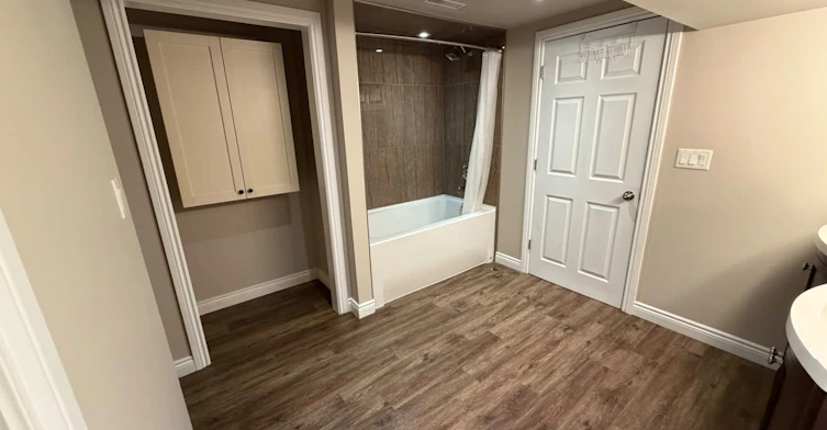 585 Brentwood Avenue S, Oshawa, ON, L1G 2S9 - 6