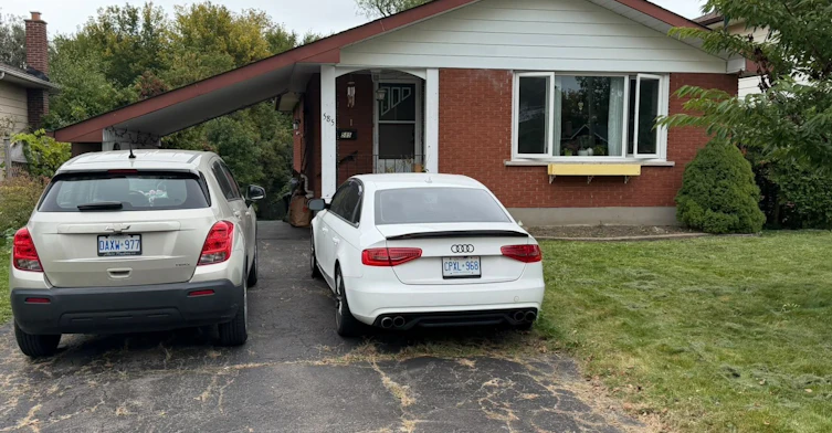 585 Brentwood Avenue S, Oshawa, ON, L1G 2S9