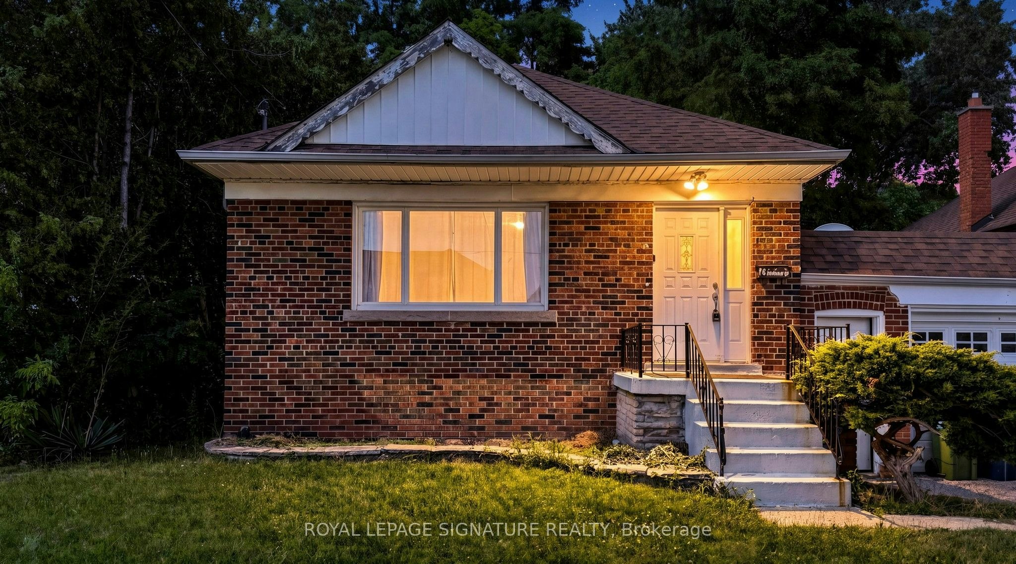 Main-14 Valdane Drive, Toronto, ON, M1L 2E9 - 2
