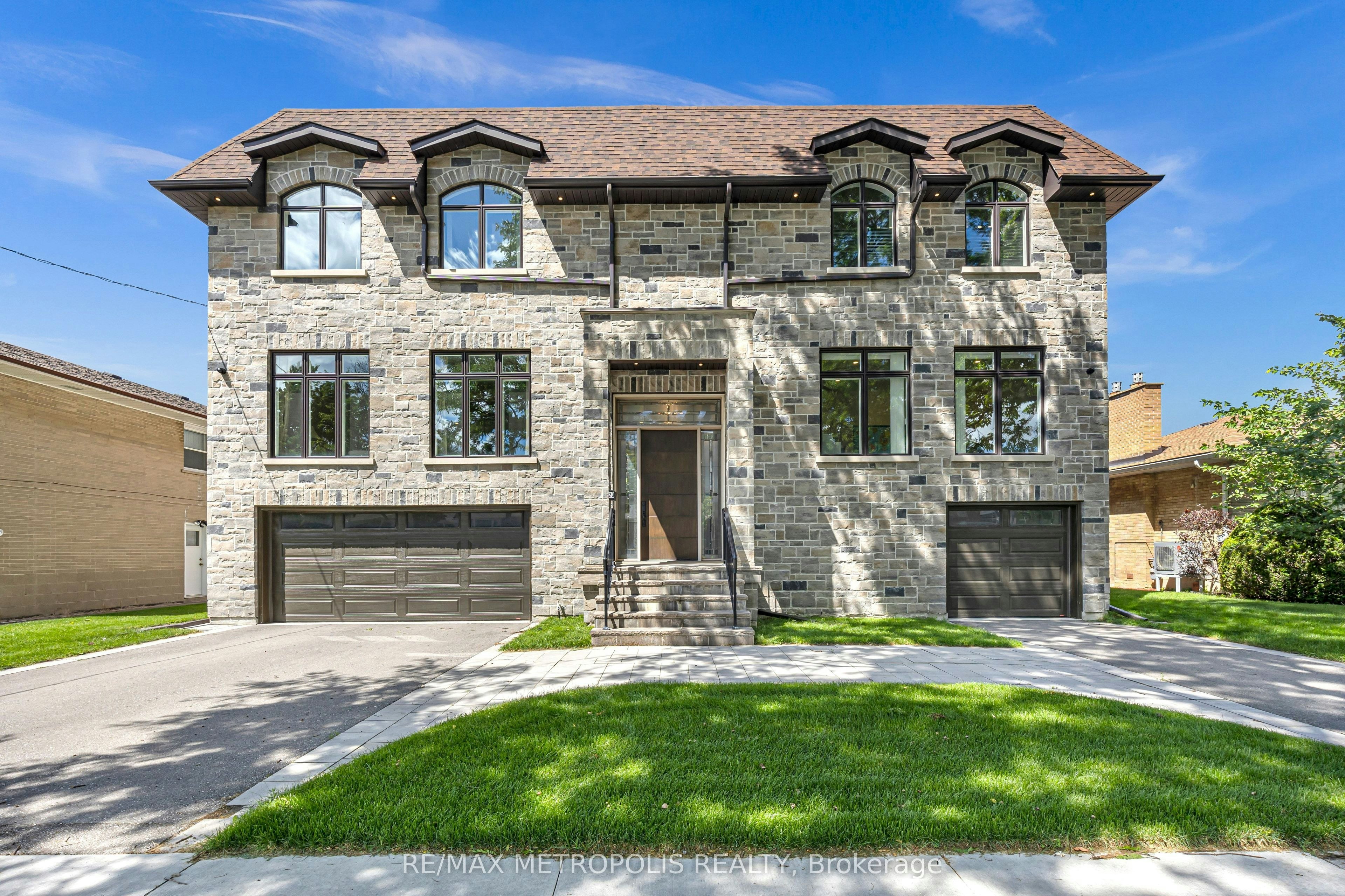 20 Nobert Road, Toronto, ON, M1T 1C1