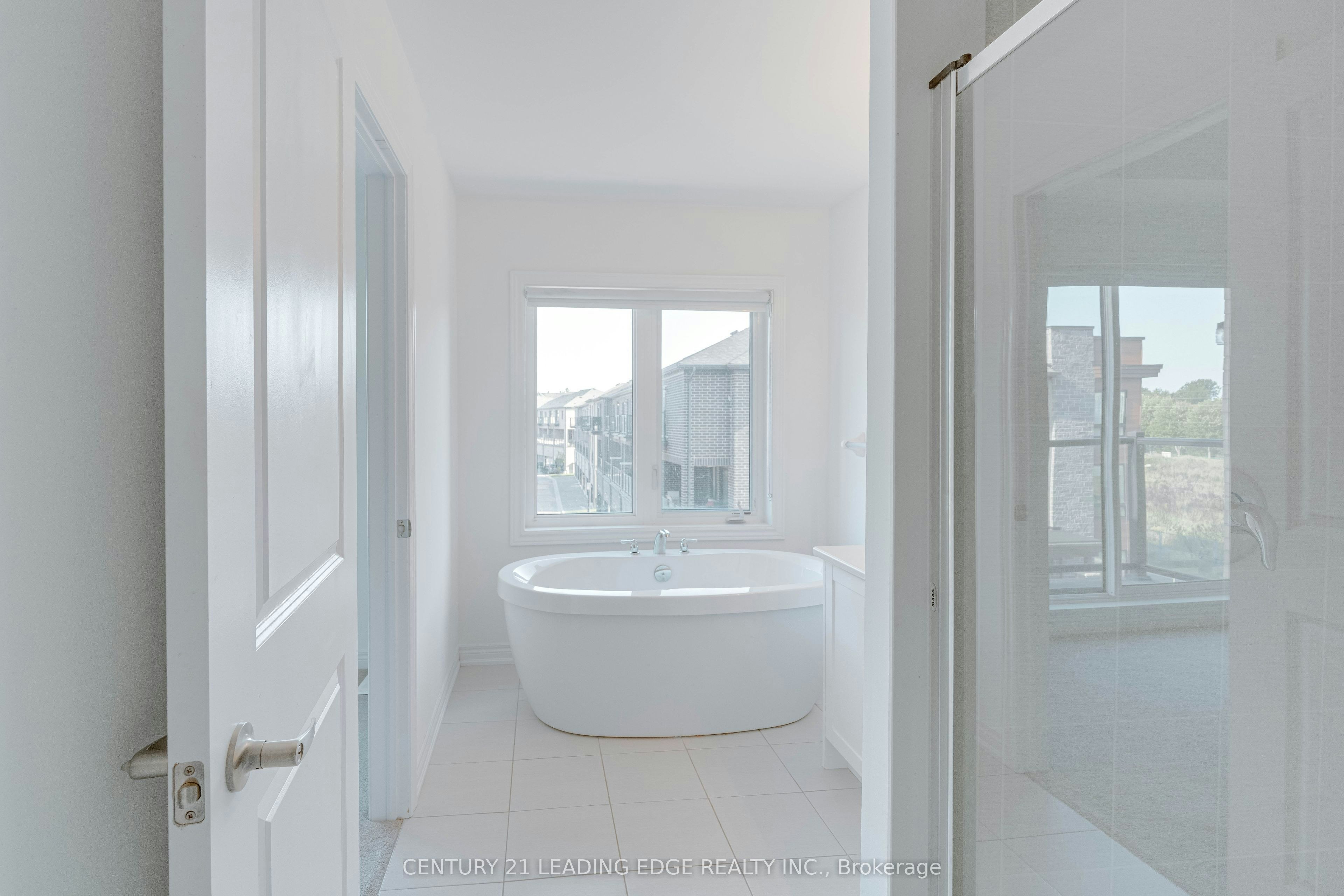 15 Haydock Way, Whitby, ON, L1N 9X4 - 24
