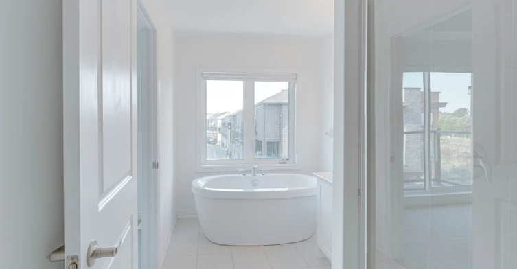 15 Haydock Way, Whitby, ON, L1N 9X4 - 24