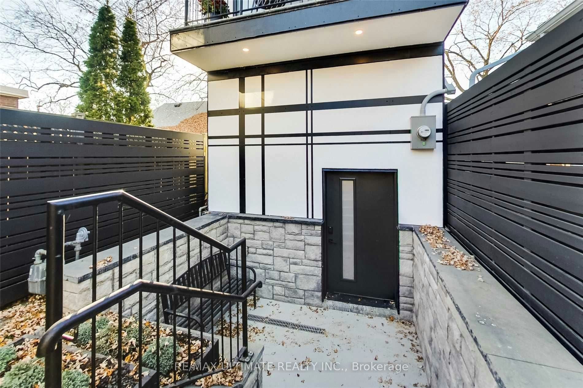 154 Hamilton Street, Toronto, ON, M4M 2E1 - 3