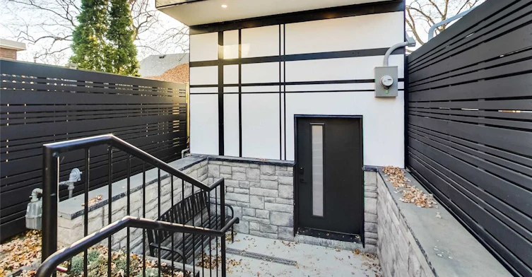 154 Hamilton Street, Toronto, ON, M4M 2E1 - 3