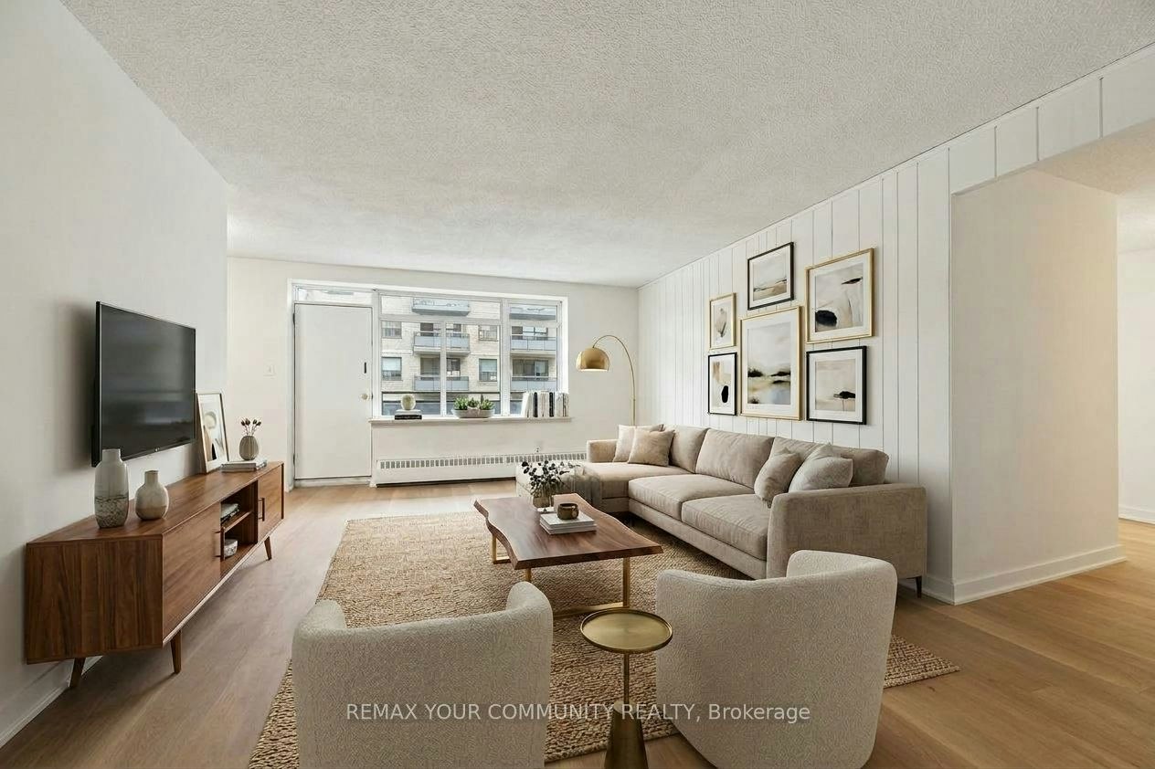 206-825 Kennedy Road, Toronto, ON, M1K 2E6