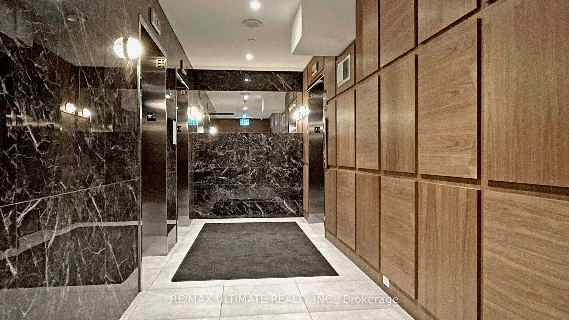 710-30 Baseball Place, Toronto, ON, M4M 0E8 - 25