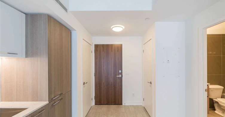 710-30 Baseball Place, Toronto, ON, M4M 0E8 - 5