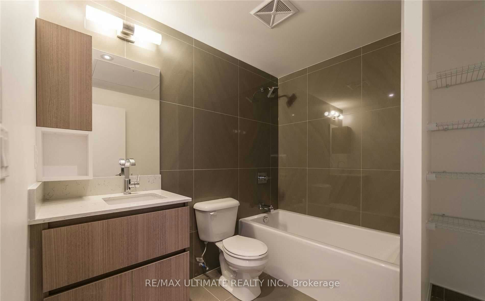 710-30 Baseball Place, Toronto, ON, M4M 0E8 - 10