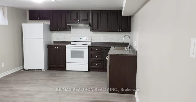 Lower-56 Rochman Boulevard, Toronto, ON, M1H 1S2 - 3