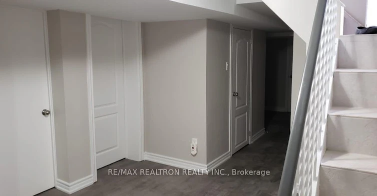 Lower-56 Rochman Boulevard, Toronto, ON, M1H 1S2 - 4