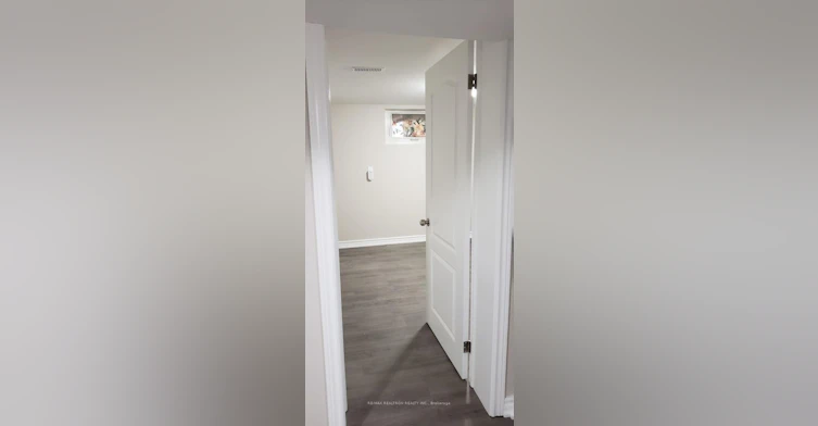 Lower-56 Rochman Boulevard, Toronto, ON, M1H 1S2 - 5