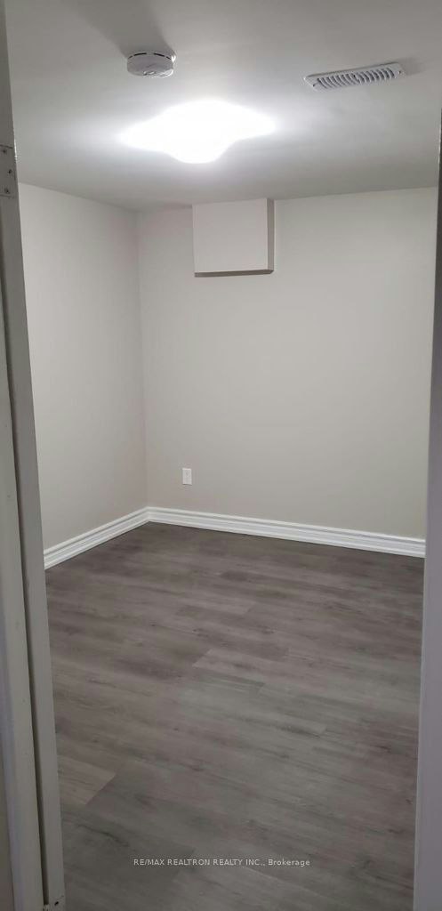 Lower-56 Rochman Boulevard, Toronto, ON, M1H 1S2 - 6