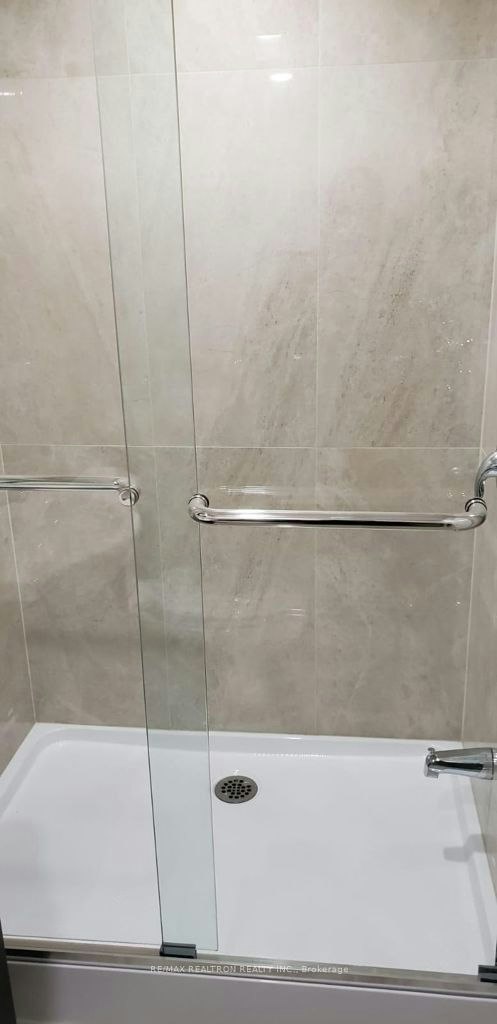 Lower-56 Rochman Boulevard, Toronto, ON, M1H 1S2 - 10
