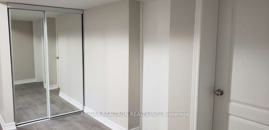 Lower-56 Rochman Boulevard, Toronto, ON, M1H 1S2 - 12