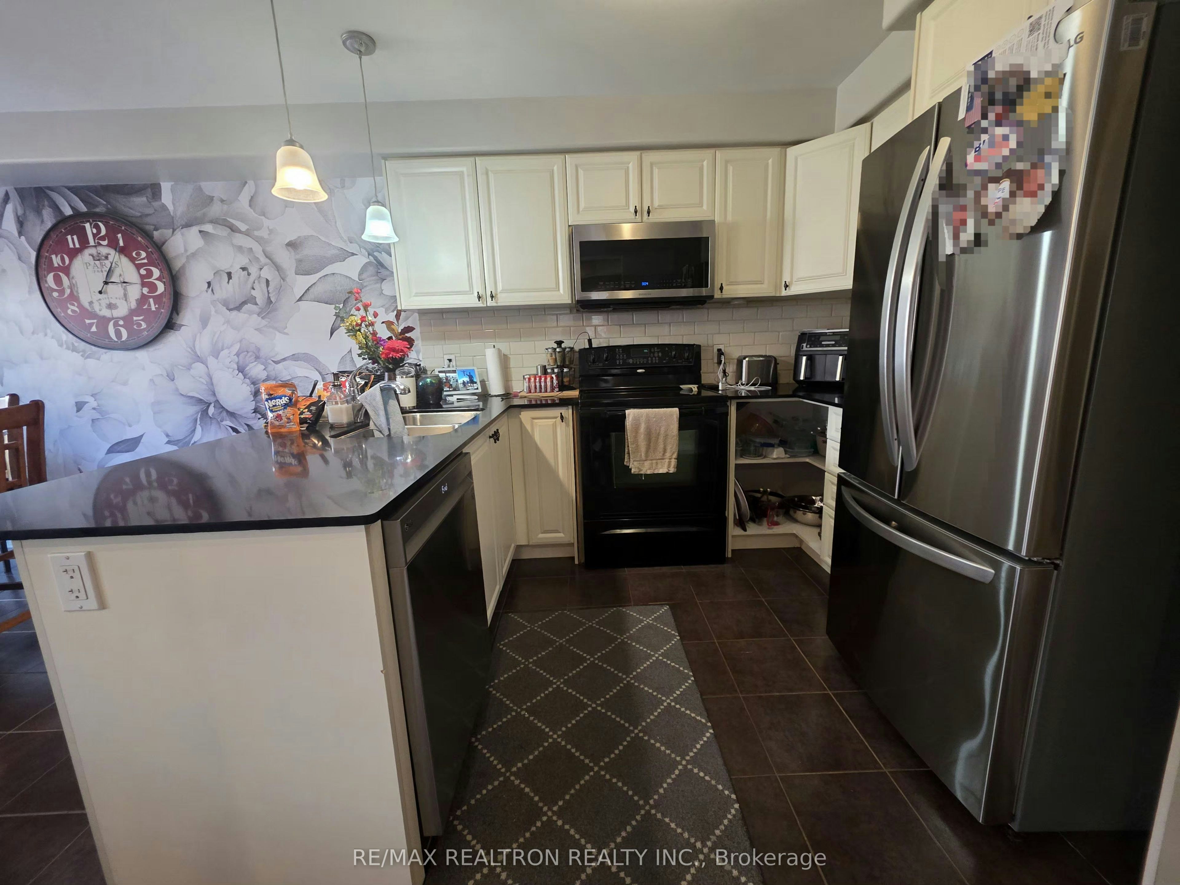 1813 Shelburne Street, Oshawa, ON, L1K 0T3 - 7