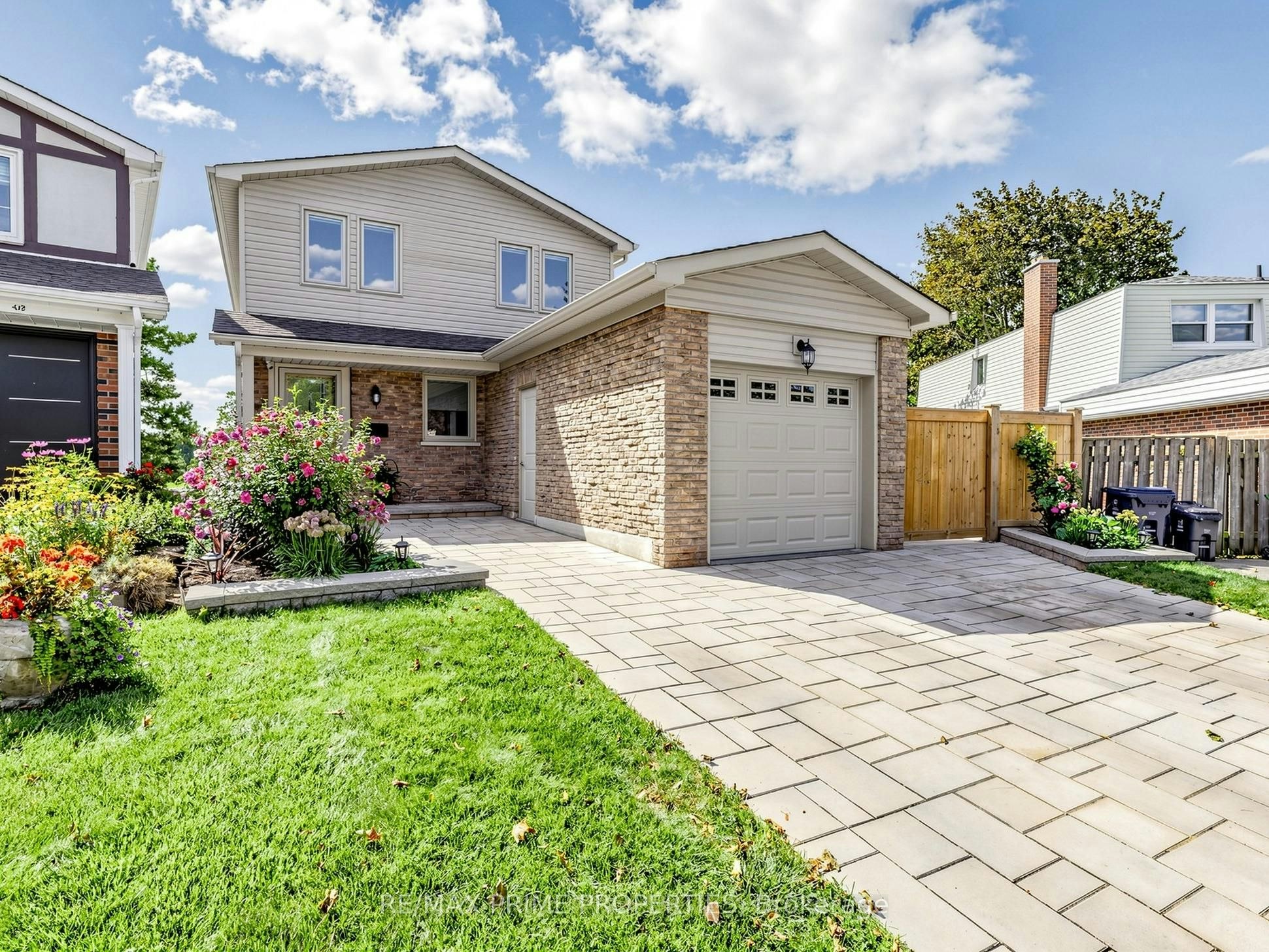 19 Post Horn Grove, Toronto, ON, M1S 3N3