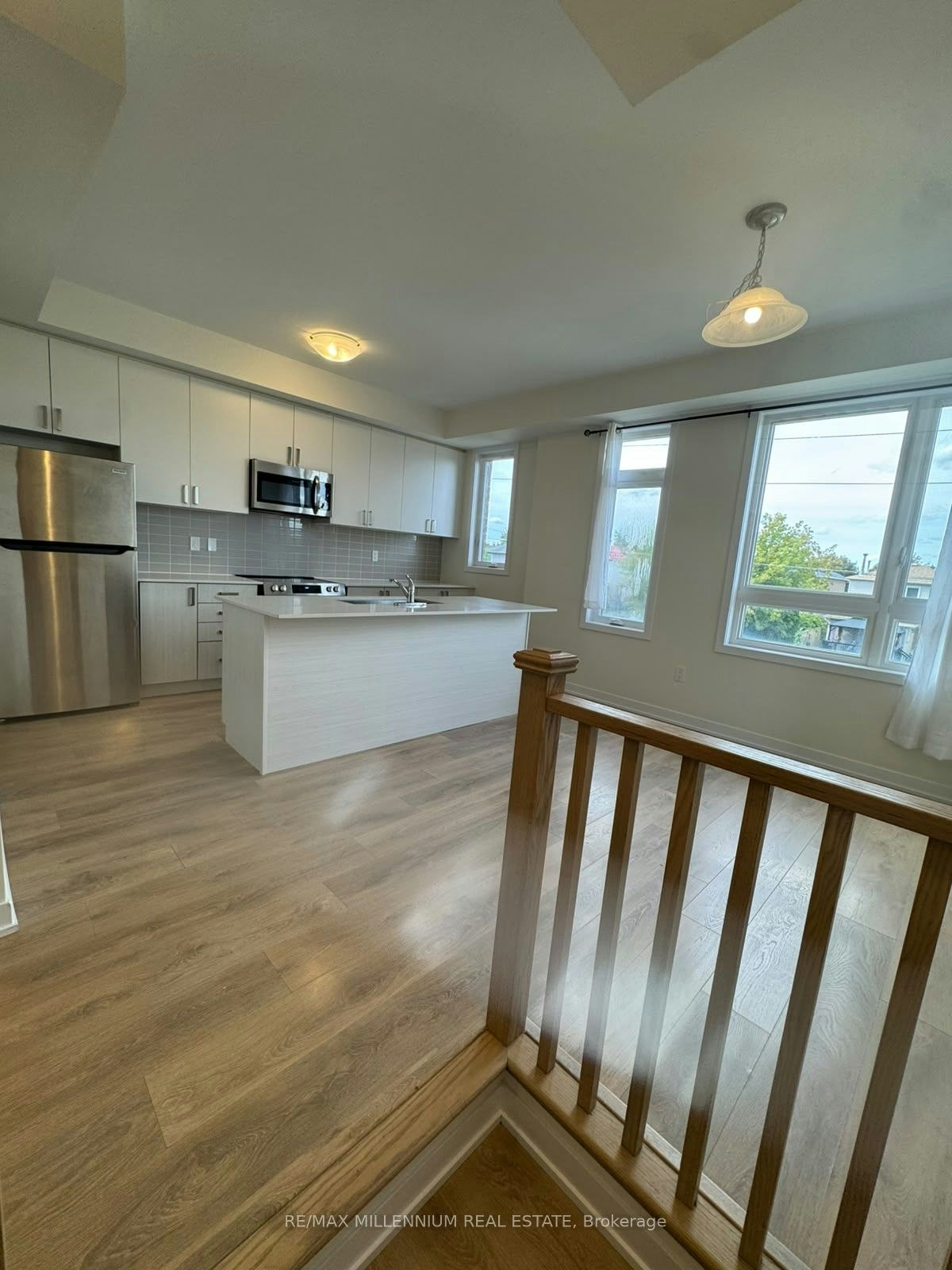 1106-1865 Pickering Parkway, Pickering, ON, L1V 0H2 - 3