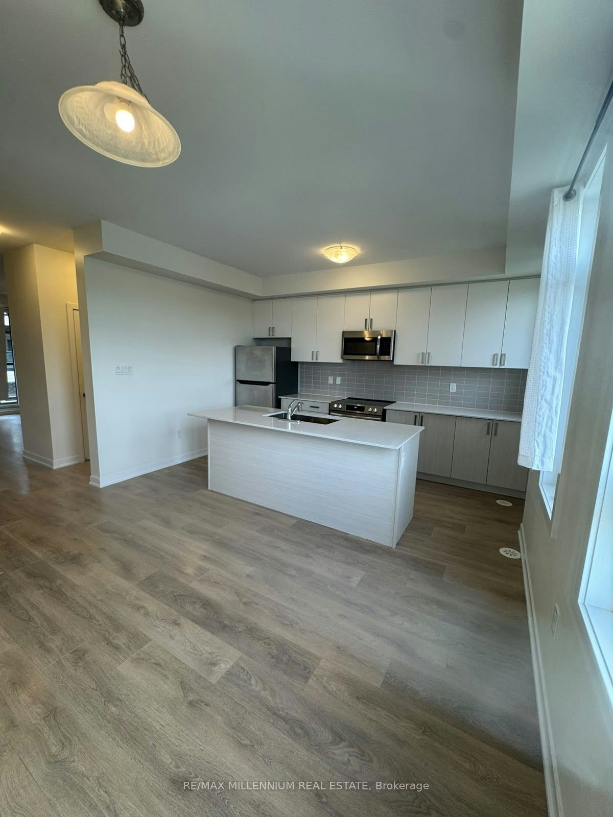 1106-1865 Pickering Parkway, Pickering, ON, L1V 0H2 - 19