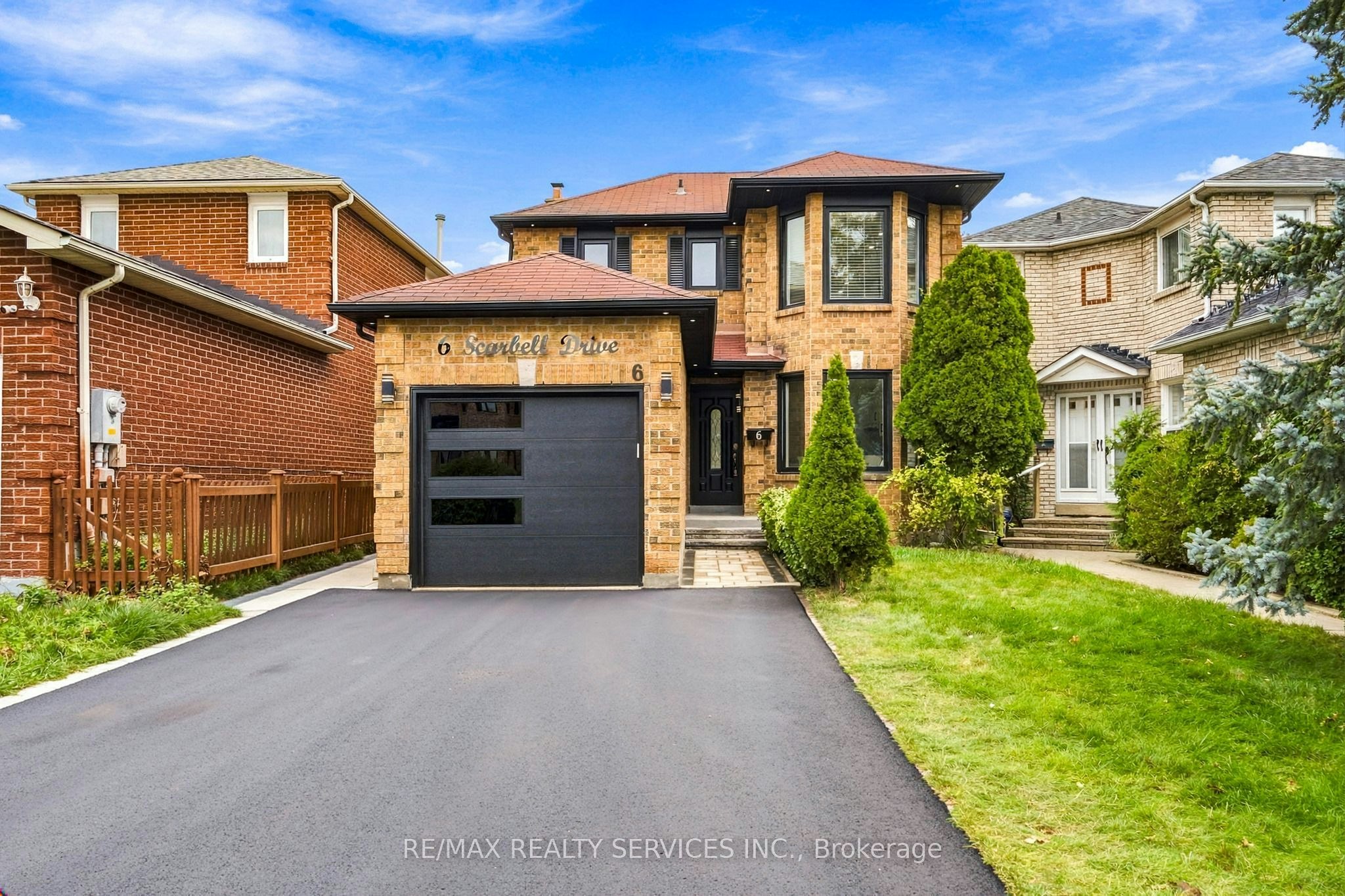 6 Scarbell Drive, Toronto, ON, M1C 3Z6