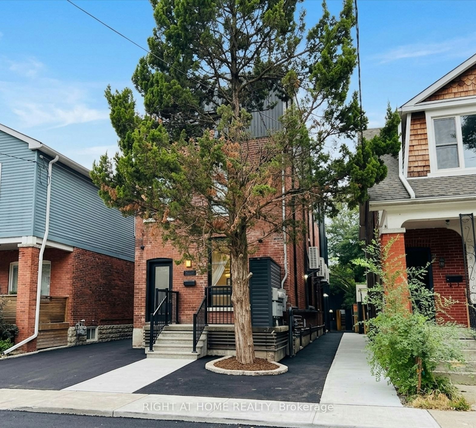 #3-151 Gledhill Avenue, Toronto, ON, M4C 5L1 - 22