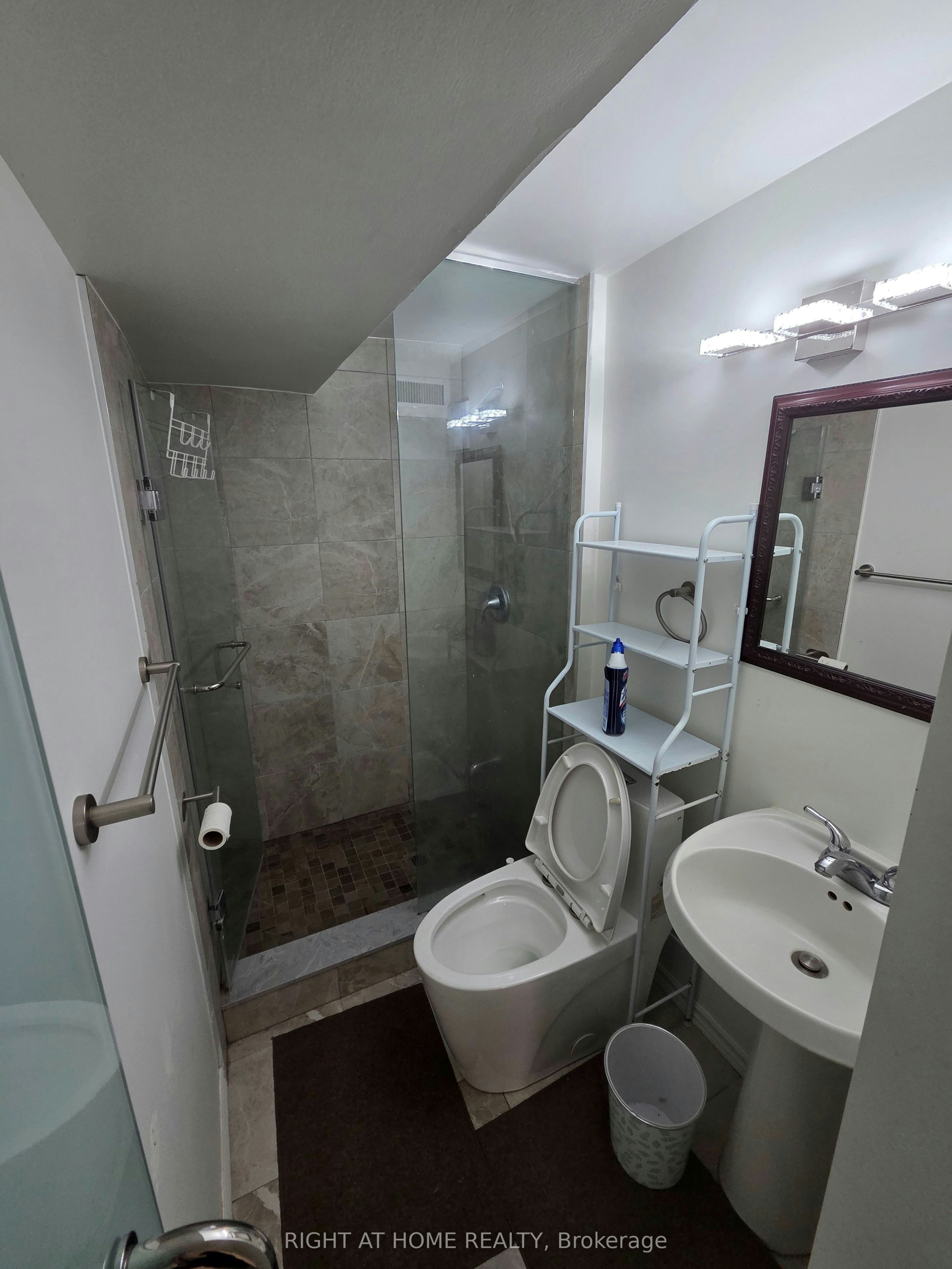 131 Thicketwood Drive, Toronto, ON, M1J 2A2 - 12