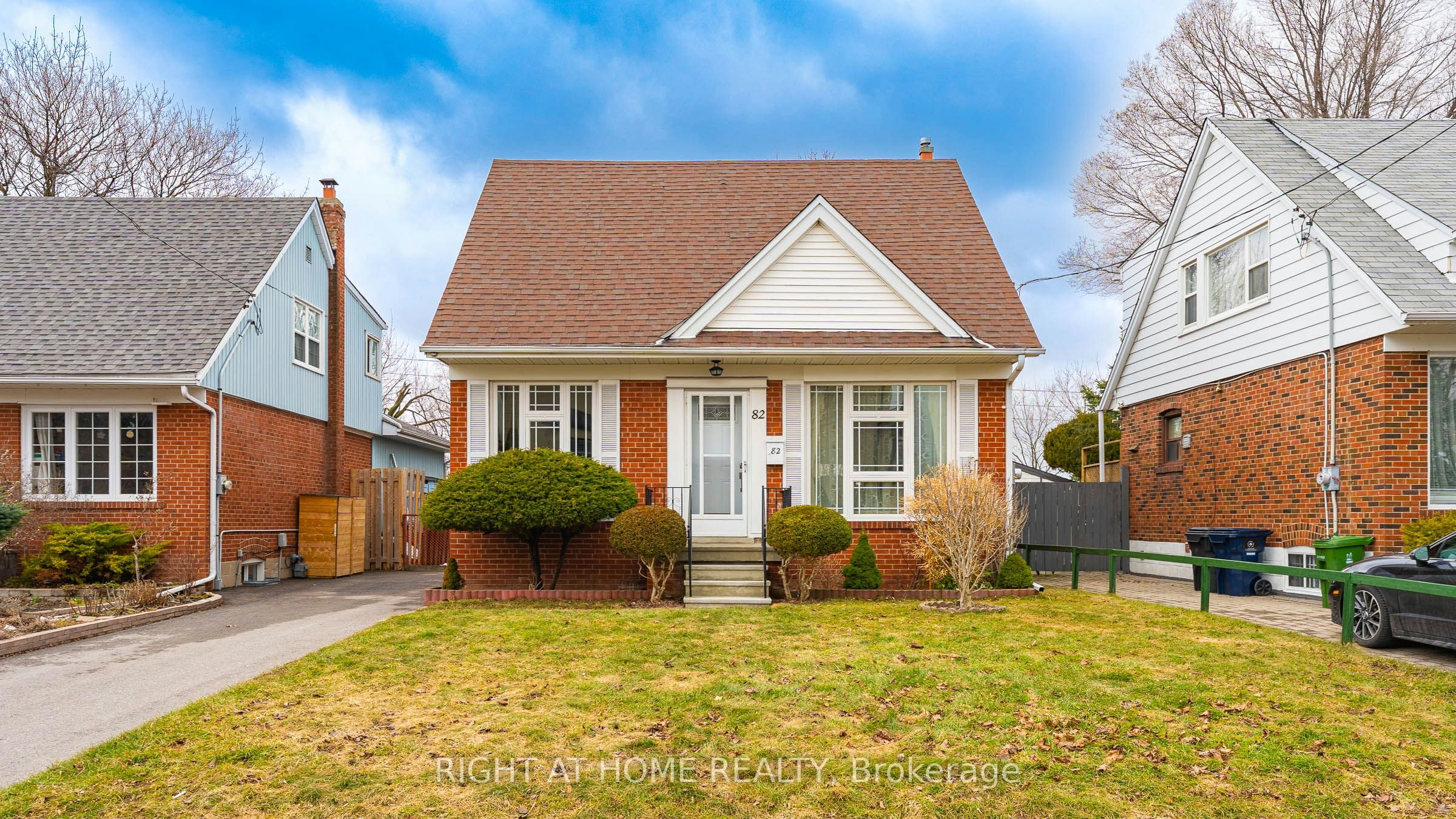 82 Tower Drive, Toronto, ON, M1R 3P2