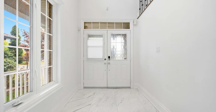 34 Dring Street, Ajax, ON, L1T 4Y3 - 2