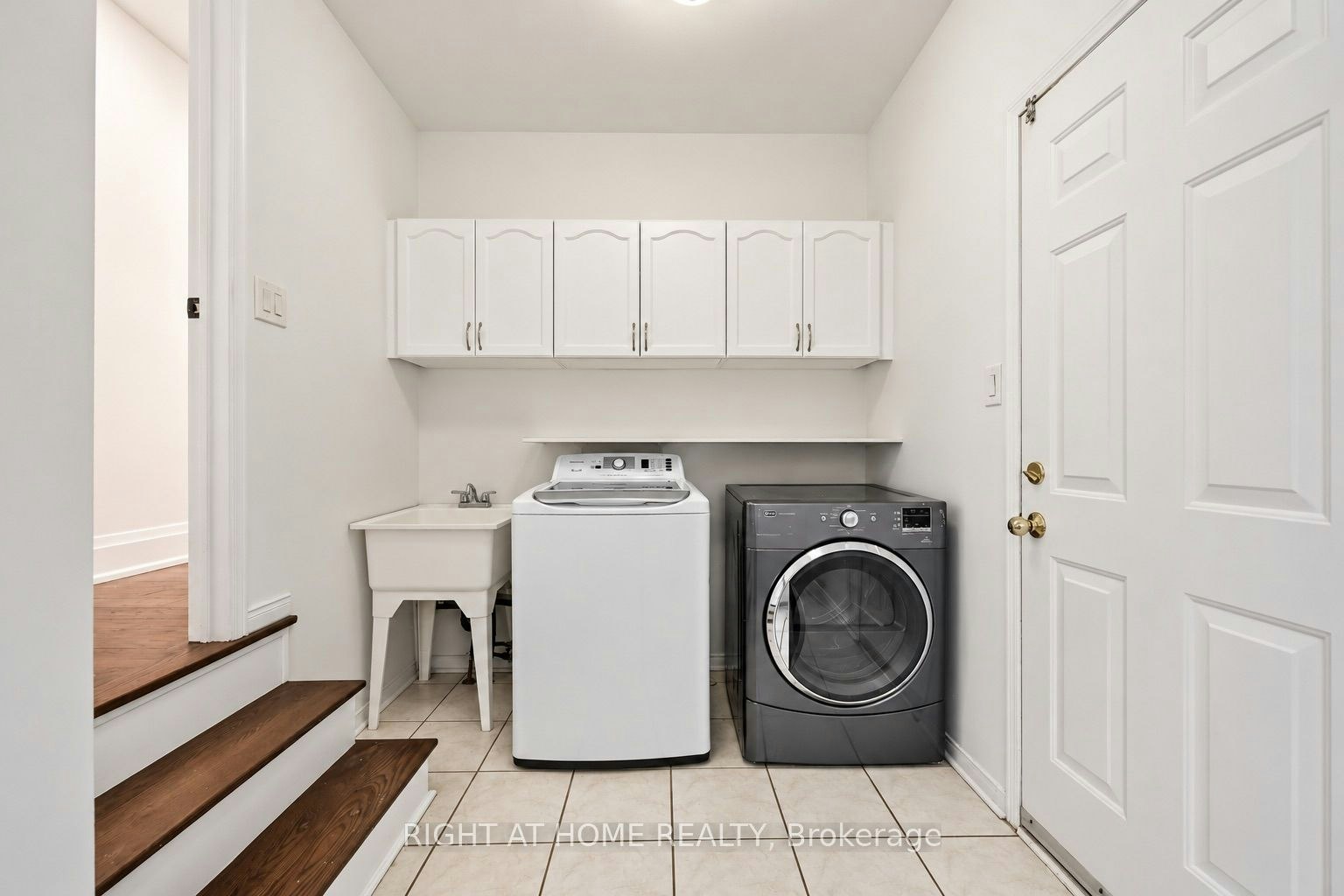 34 Dring Street, Ajax, ON, L1T 4Y3 - 24