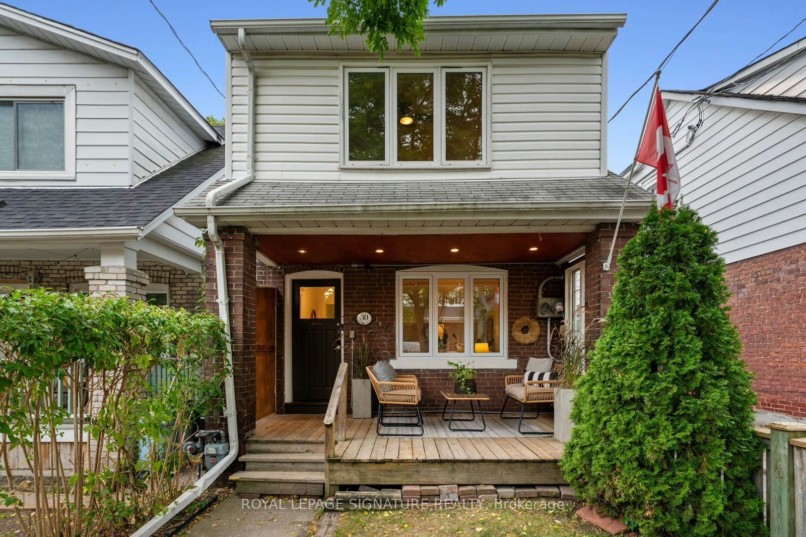 30 Lawlor Avenue, Toronto, ON, M4E 3L7