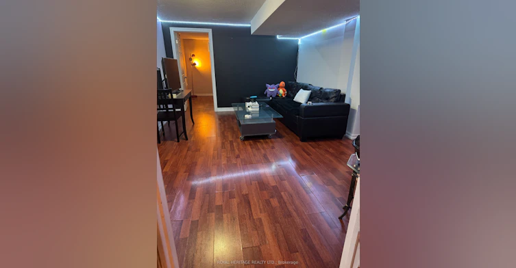 BSMT-586 Creekview Circle, Pickering, ON, L1W 3E4 - 3