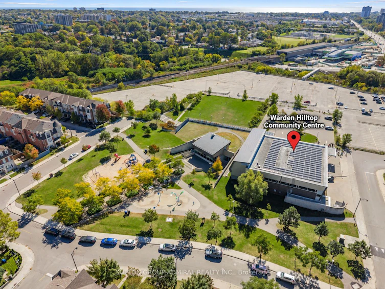 43 Deans Drive, Toronto, ON, M1L 0B9 - 44