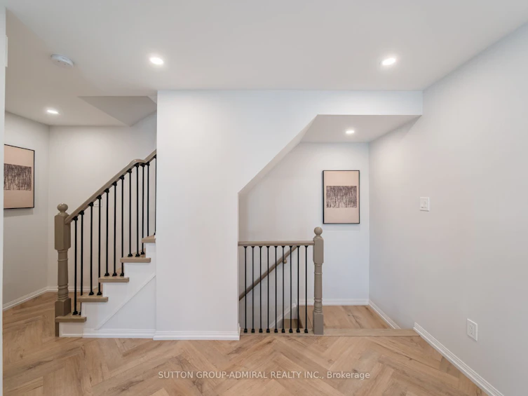 43 Deans Drive, Toronto, ON, M1L 0B9 - 11