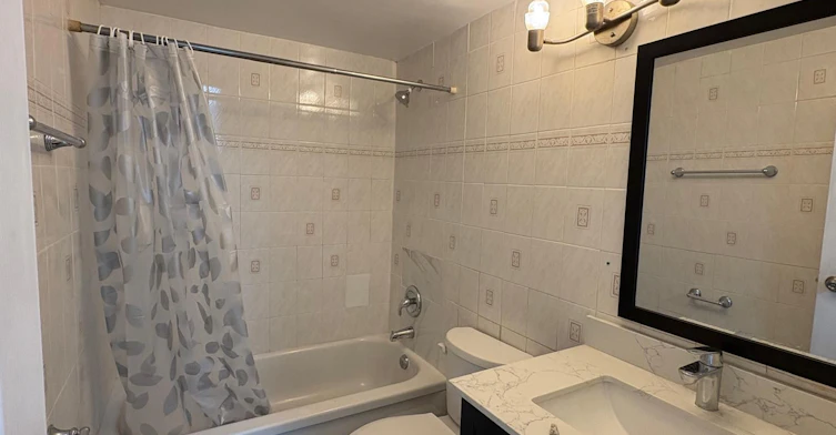 309-1 Massey Square, Toronto, ON, M4C 5L4 - 24