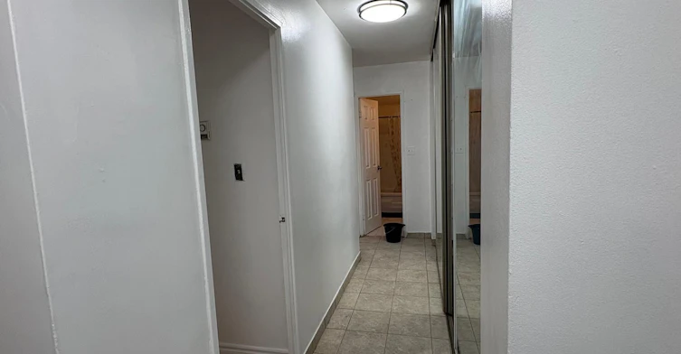 309-1 Massey Square, Toronto, ON, M4C 5L4 - 17