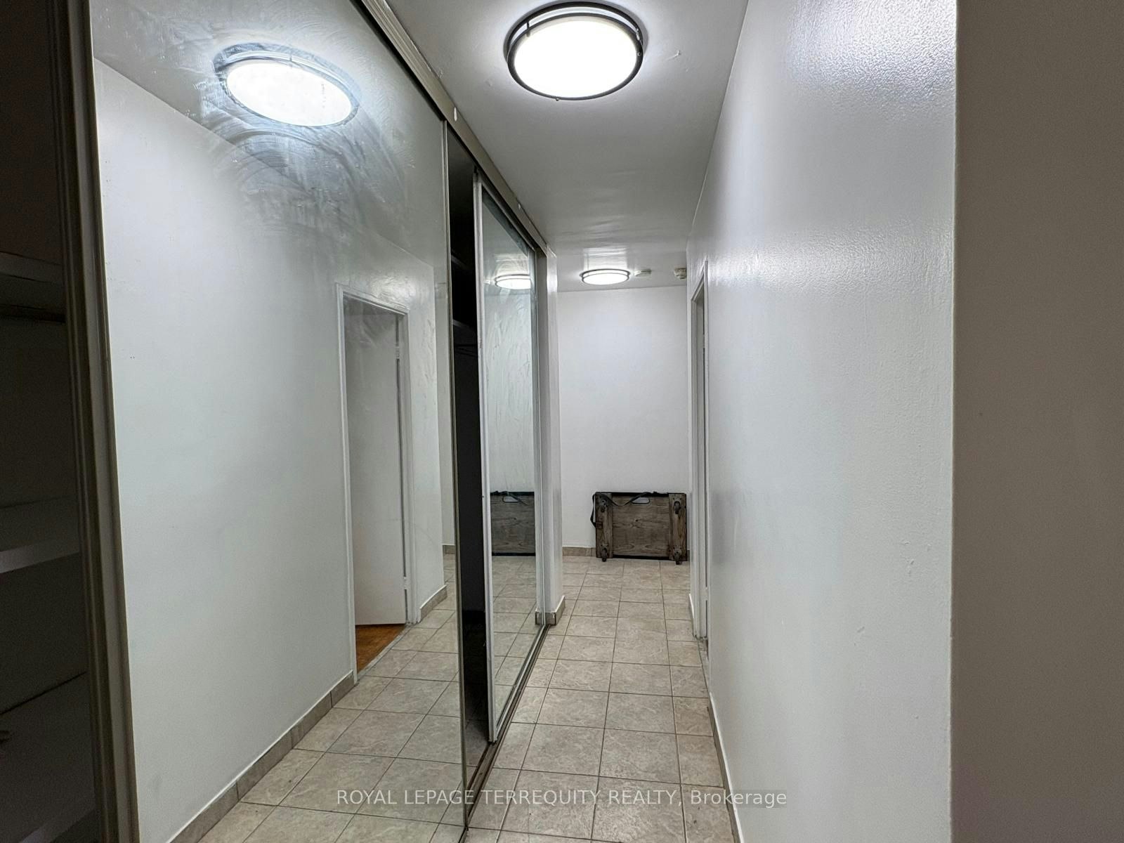 309-1 Massey Square, Toronto, ON, M4C 5L4 - 18