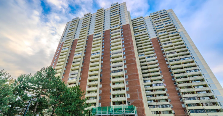 309-1 Massey Square, Toronto, ON, M4C 5L4