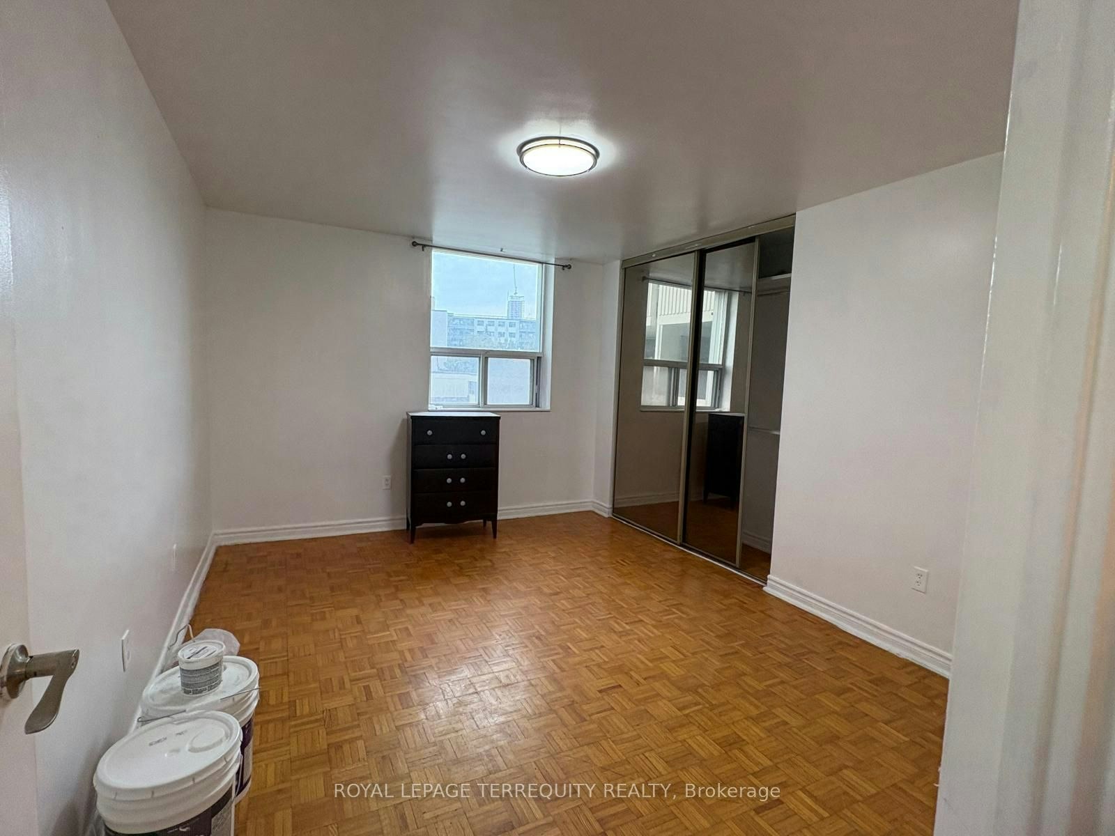 309-1 Massey Square, Toronto, ON, M4C 5L4 - 21