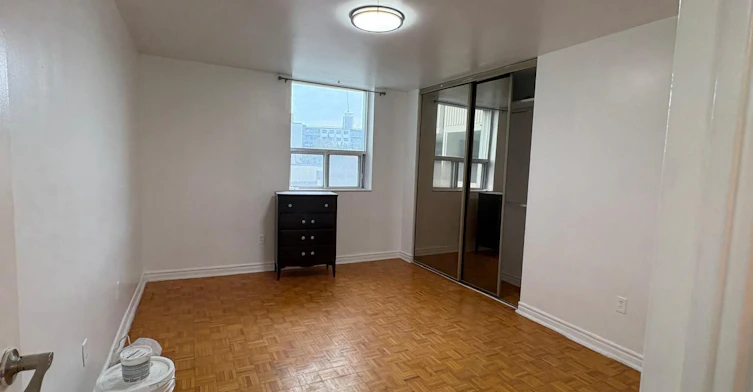 309-1 Massey Square, Toronto, ON, M4C 5L4 - 21