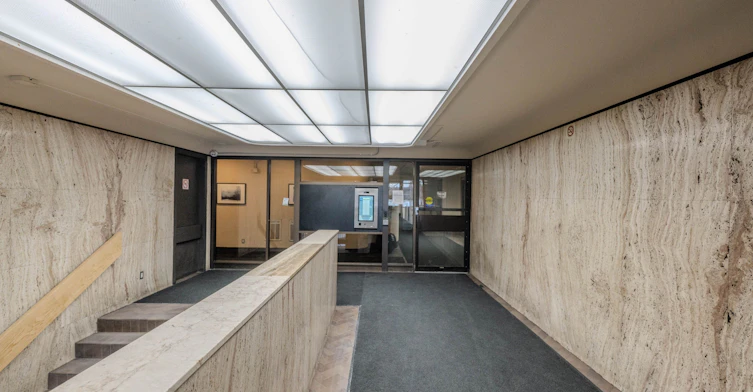 309-1 Massey Square, Toronto, ON, M4C 5L4 - 3